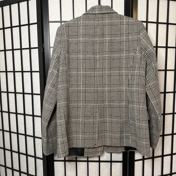 Rachel Zoe NWT Plaid Blazer in Black and White Medium - Picture 5 of 8
